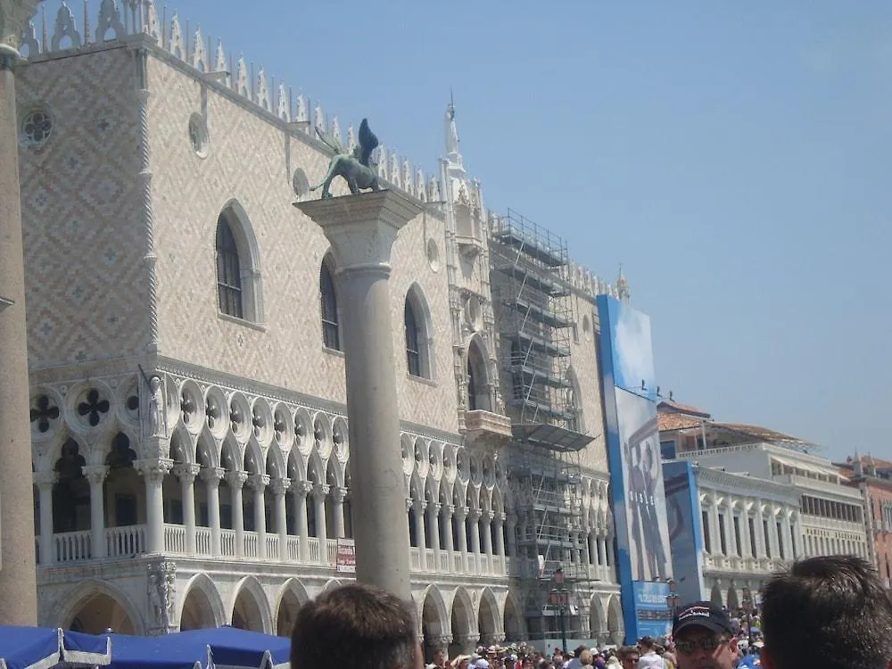 Atlantide Hotel Venecia
